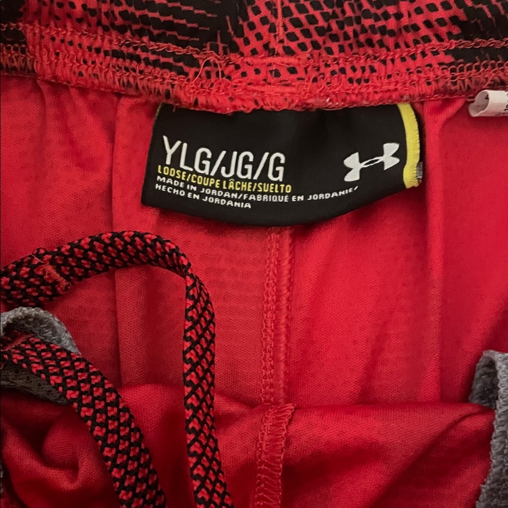 Under Armour Kids Shorts Set - Red, Gray, Black - Picture 3 of 13